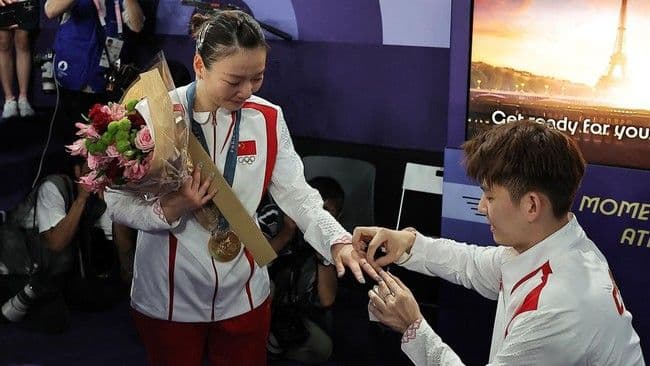 Awal Mula Liu Yuchen yang Lamar Yaqiong Disebut 'Anak' Hendra Setiawan