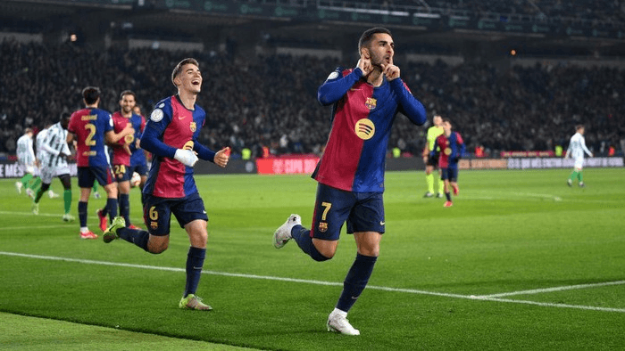 Setelah Bungkam Madrid, Hansi Flick Senang Barcelona Mudah Mengalahkan Betis