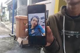 ihwan pria asal bekasi meninggal dunia di kamboja dan dibuang di jalan raya
