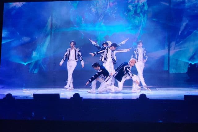 Enhypen Sukses Gelar Konser Perdana di Indonesia: Engene Jakarta Luar Biasa!