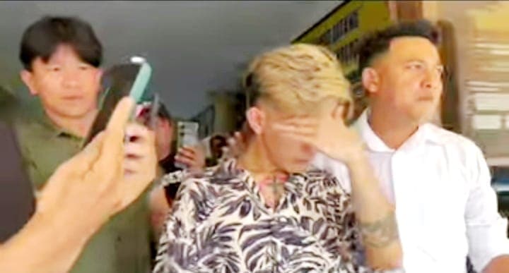 jovan pacar nathasya ambil uang donasi untuk pulangkan jenazah nathasya dari kamboja menyerahkan diri ke polda sulut