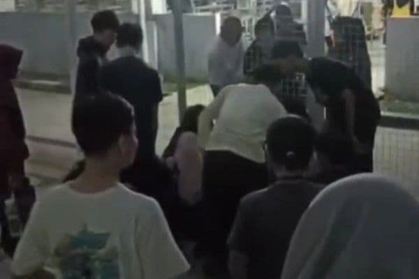 kesurupan massal dipabrik sepatu di malam 1 suro ditegal